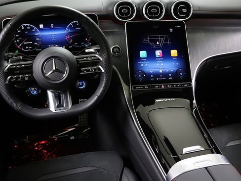 Certified 2026 Mercedes-Benz GLC 43 AMG 4MATIC image 17