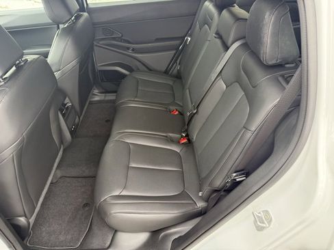 New 2026 Jeep Cherokee Laredo image 9