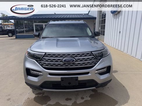 Used 2023 Ford Explorer Limited w/ Equipment Group 301A AWD/4WD image 2