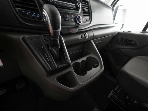 Used 2021 Ford Transit 350 XLT image 20