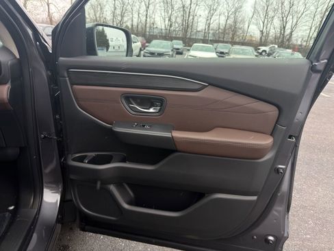 Used 2026 Honda Pilot Touring image 28