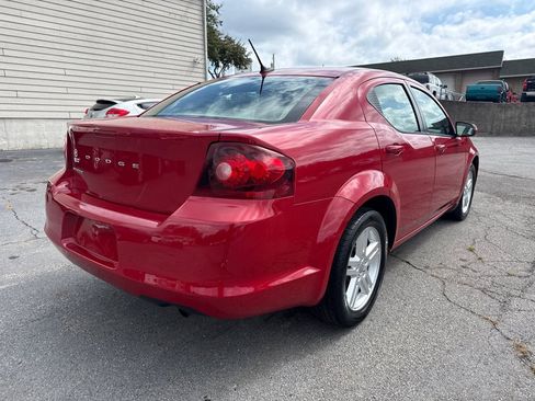 Used 2011 Dodge Avenger Mainstreet FWD image 6