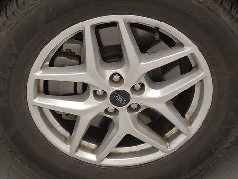 Used 2023 Ford Edge SEL image 31