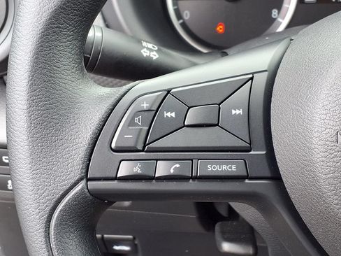 Used 2025 Nissan Kicks Play S FWD image 13