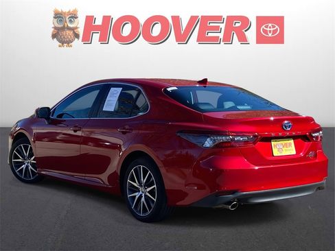 Used 2024 Toyota Camry XLE image 5