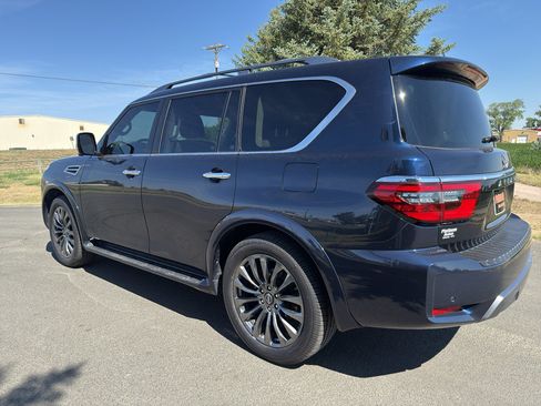 Used 2024 Nissan Armada Platinum w/ Captain's Chairs Package AWD/4WD image 9
