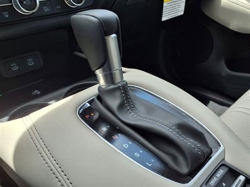 New 2026 Honda HR-V EX-L image 8