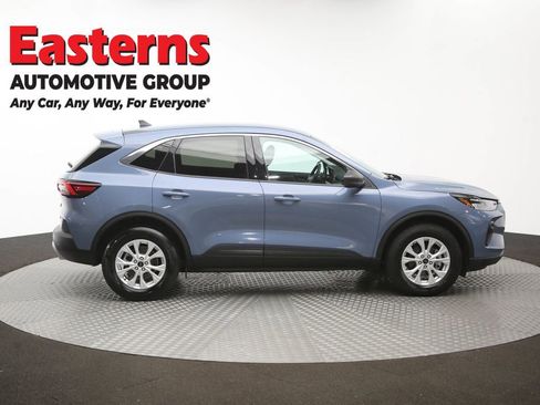 Used 2023 Ford Escape Active w/ Tech Pack #1 AWD/4WD image 44