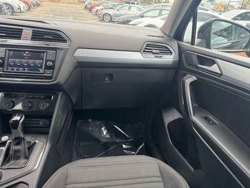 Used 2023 Volkswagen Tiguan S image 11