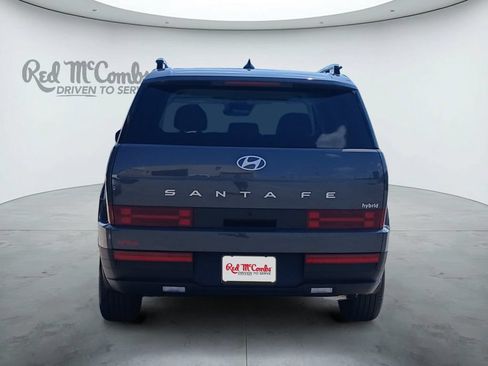 Used 2025 Hyundai Santa Fe SEL FWD image 4