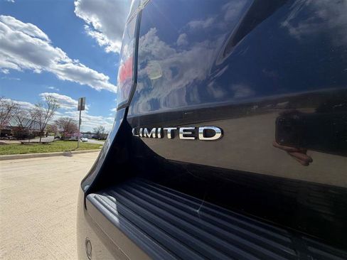 Used 2019 Ford Expedition Max Limited image 8