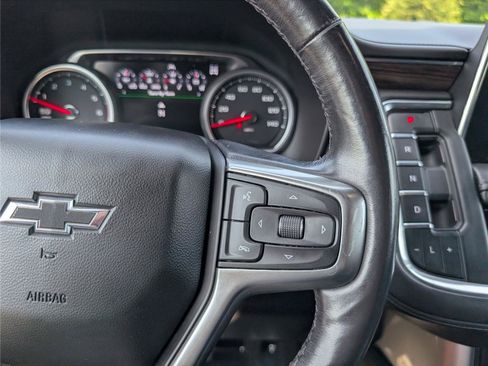 Used 2021 Chevrolet Tahoe Z71 w/ Z71 Off-Road Package AWD/4WD image 26