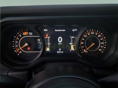 Certified 2025 Jeep Wrangler Unlimited Rubicon image 32