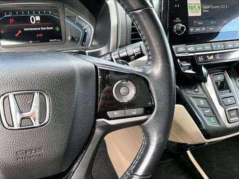 Used 2024 Honda Odyssey Touring image 19