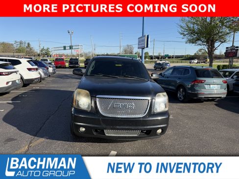 Used 2008 GMC Yukon Denali image 3