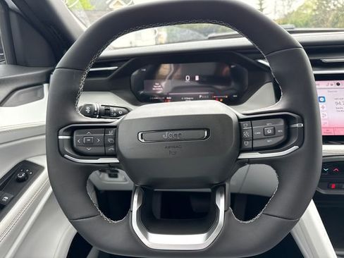 New 2026 Jeep Cherokee Limited AWD/4WD image 19