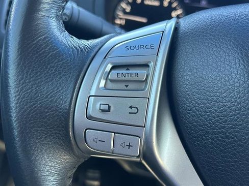 Used 2017 Nissan Altima 2.5 SV w/ Convenience Package image 13