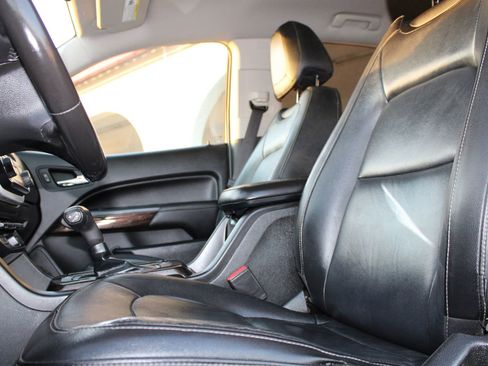 Used 2016 GMC Canyon SLT w/ Driver Alert Package image 11