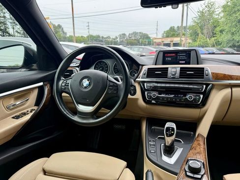 Used 2018 BMW 330i Sedan RWD image 13
