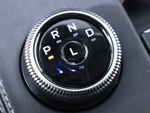 Used 2022 Ford Mustang Mach-E Select image 24