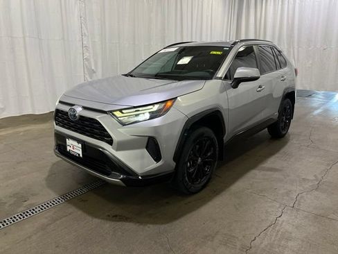 Certified 2024 Toyota RAV4 SE AWD/4WD image 8