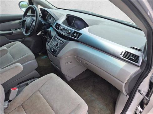 Used 2014 Honda Odyssey LX image 22