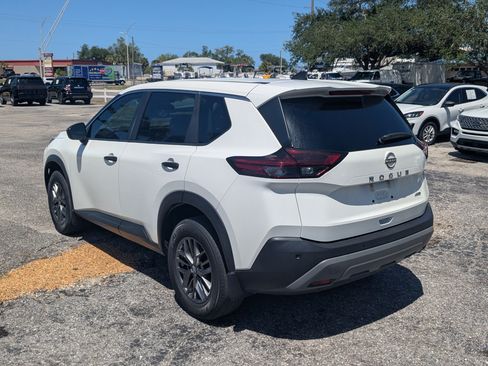 Used 2023 Nissan Rogue S AWD/4WD image 7