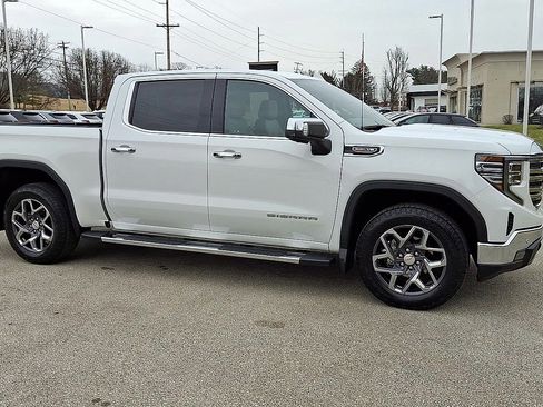 Certified 2022 GMC Sierra 1500 SLT w/ SLT Premium Plus Package image 2