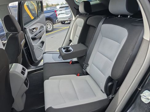 Used 2023 GMC Terrain SLE AWD/4WD image 13