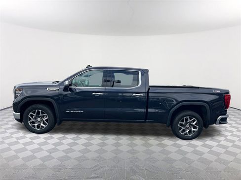 Used 2024 GMC Sierra 1500 SLT image 8
