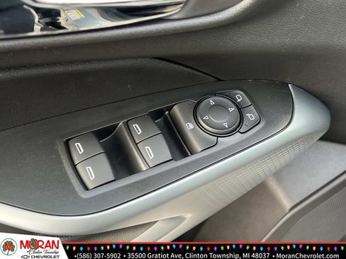 Certified 2024 Chevrolet Trax RS w/ Driver Confidence Package image 15