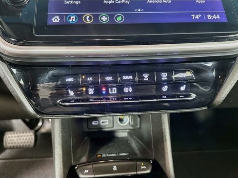 Used 2022 Chevrolet Bolt LT w/ Infotainment Package FWD image 23