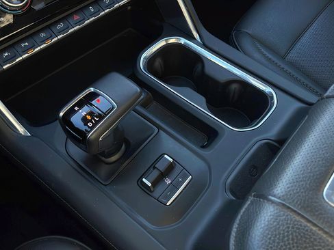 Used 2022 GMC Sierra 1500 Denali w/ Denali Reserve Package image 14