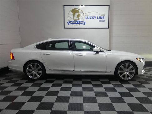 Used 2018 Volvo S90 T6 Inscription image 6