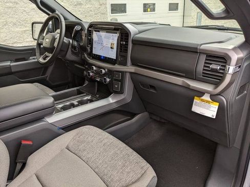 New 2025 Ford F150 XLT w/ Equipment Group 302A MID AWD/4WD image 38