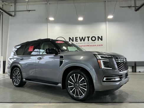 Used 2025 Nissan Armada Platinum Reserve image 60