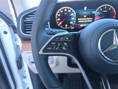 Used 2026 Mercedes-Benz GLE 450 4MATIC image 39