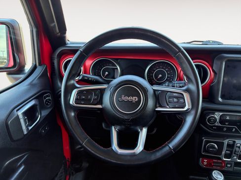 Used 2018 Jeep Wrangler Unlimited Rubicon image 13