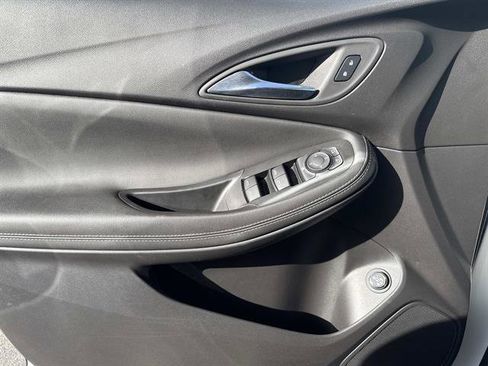 Used 2024 Buick Encore GX Preferred image 11