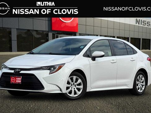 Used 2023 Toyota Corolla LE w/ Carpet Mat Package (TMS) image 1