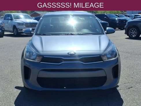 Used 2019 Kia Rio S FWD image 2