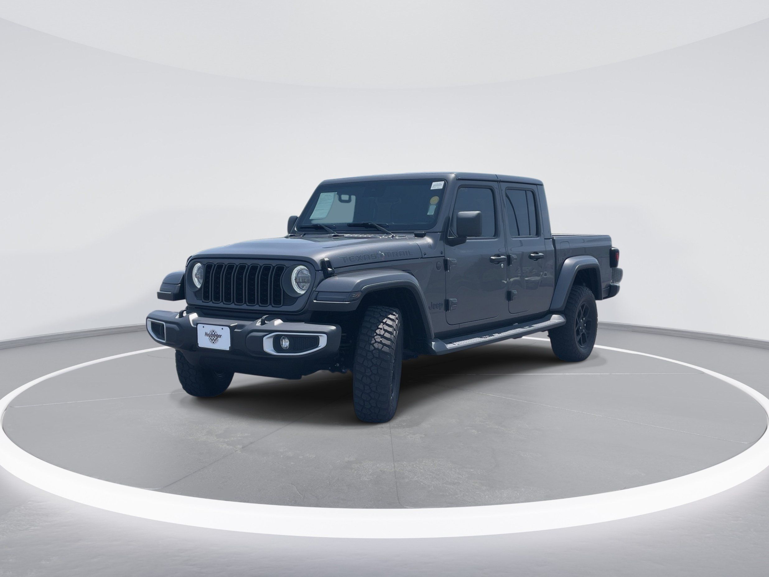 Used 2025 Jeep Gladiator Sport AWD/4WD image 3