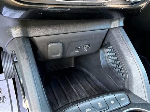 Used 2024 Chevrolet TrailBlazer LT w/ LT Cold Weather Package AWD/4WD image 33