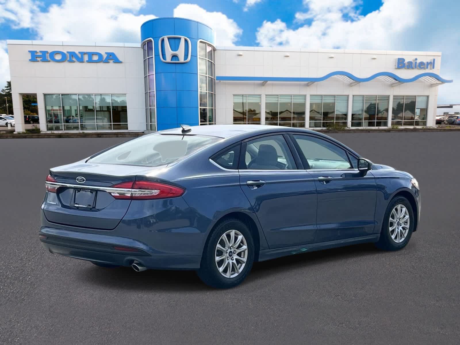 Used 2018 Ford Fusion S FWD image 5