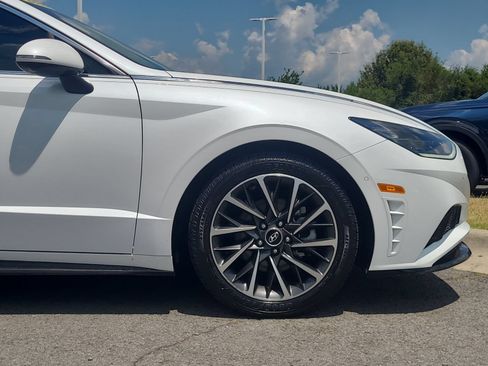 Used 2020 Hyundai Sonata Limited FWD image 9