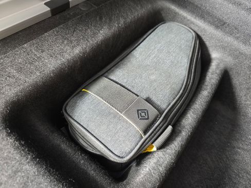 Used 2023 Rivian R1S Adventure image 34