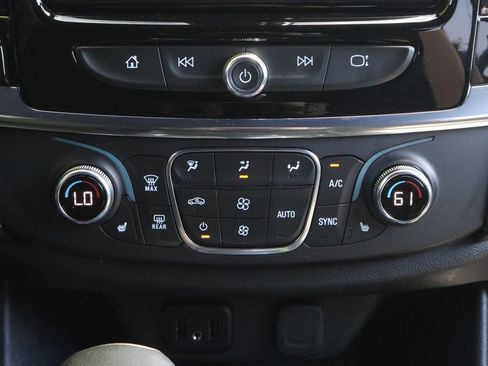 Used 2023 Chevrolet Traverse LT w/ LPO, Floor Liner Package AWD/4WD image 18