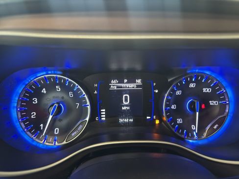 Used 2021 Chrysler Voyager Lxi image 16