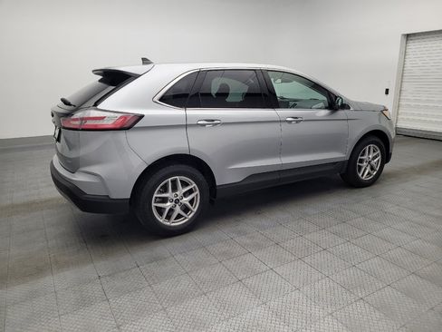 Used 2024 Ford Edge SEL image 10