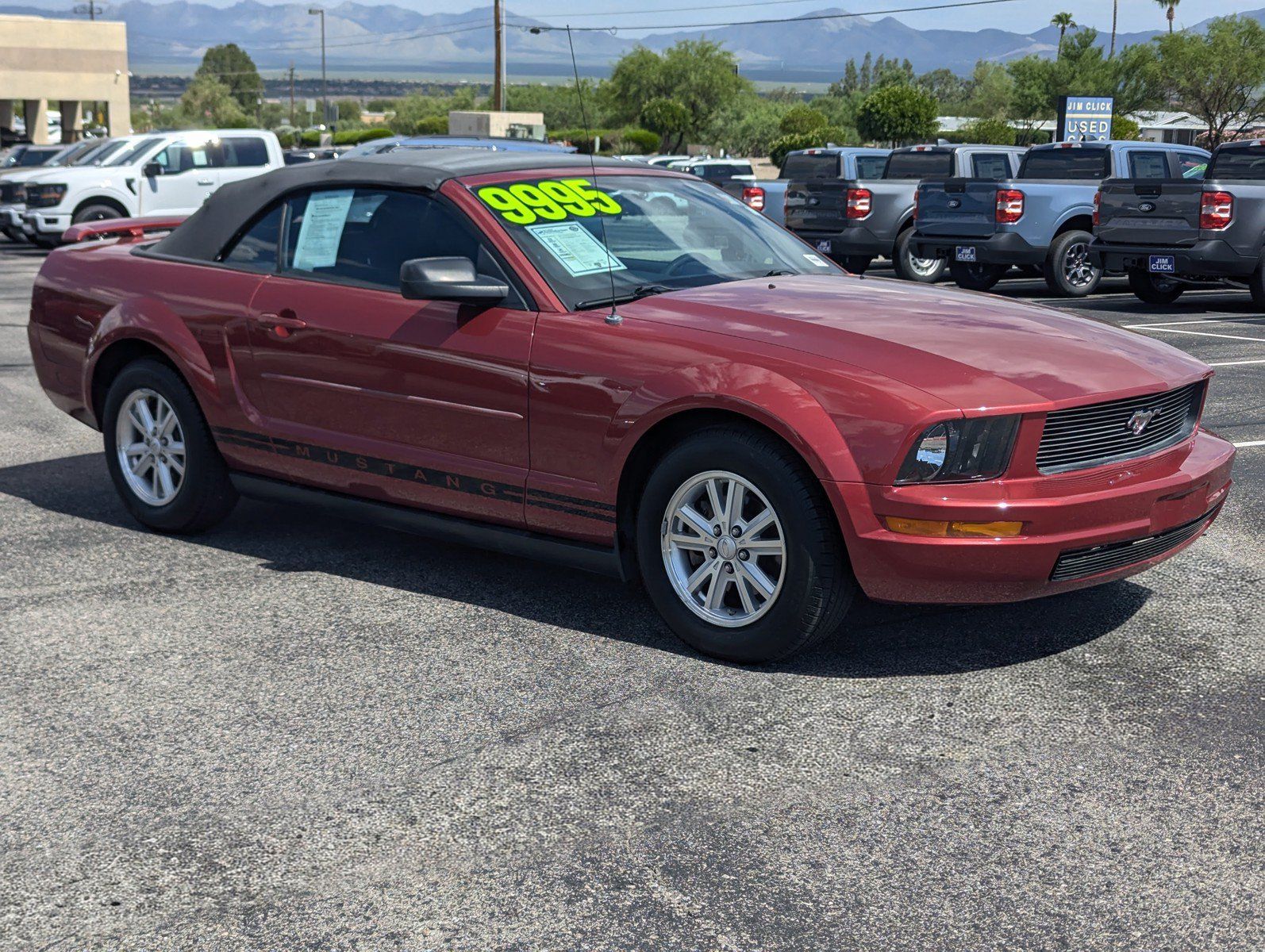 Used 2007 Ford Mustang Convertible RWD image 1